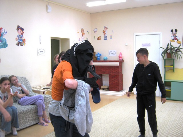 img 2005 04